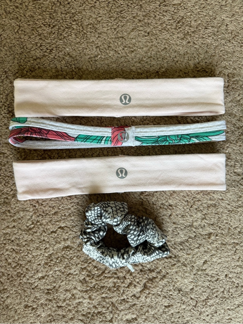 lululemon athletica Pink Headbands and Scrunchie Lot of 4